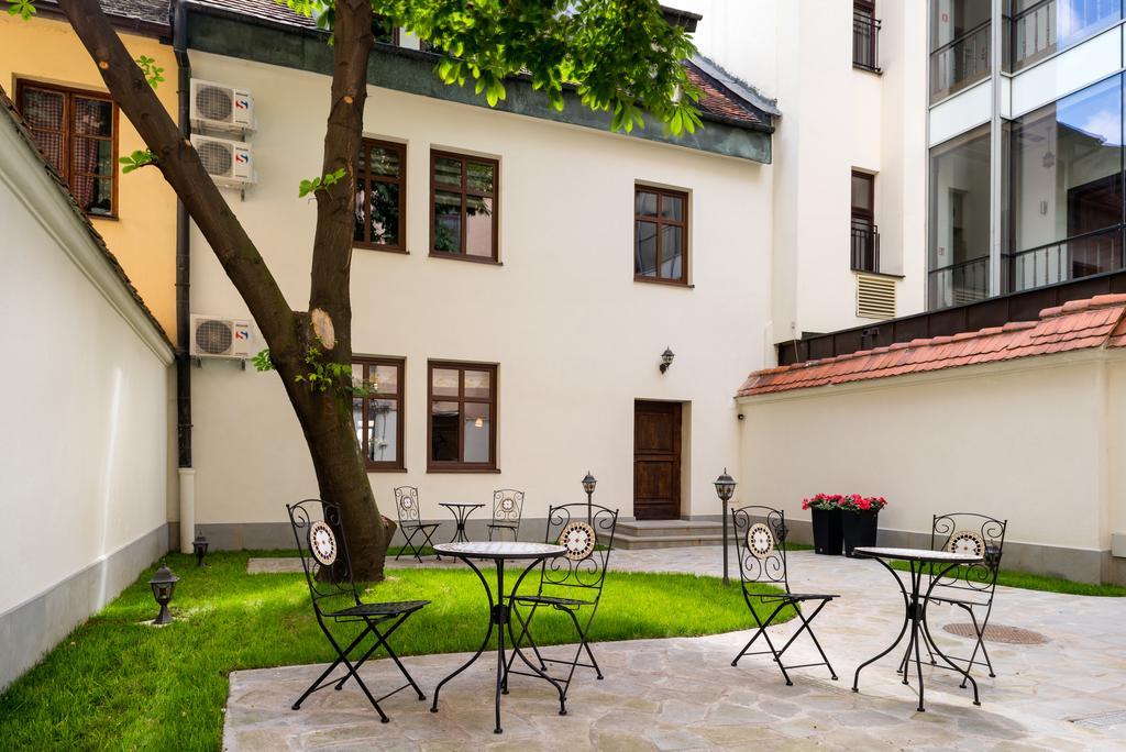 P&J Luxury Apartments Krakow Exterior photo