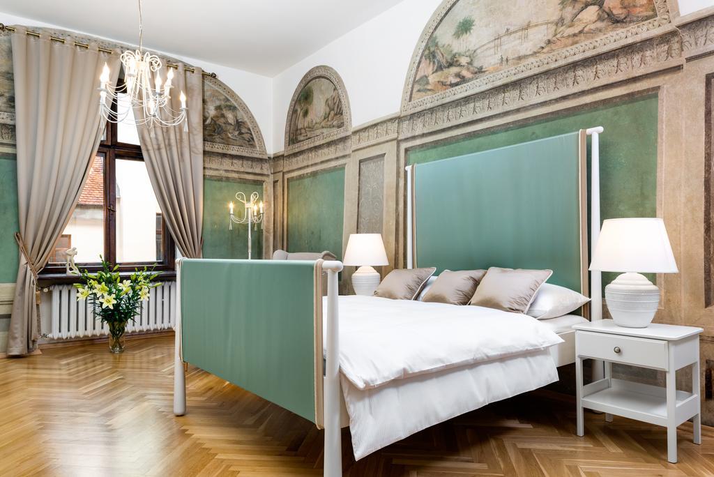 P&J Luxury Apartments Krakow Exterior photo