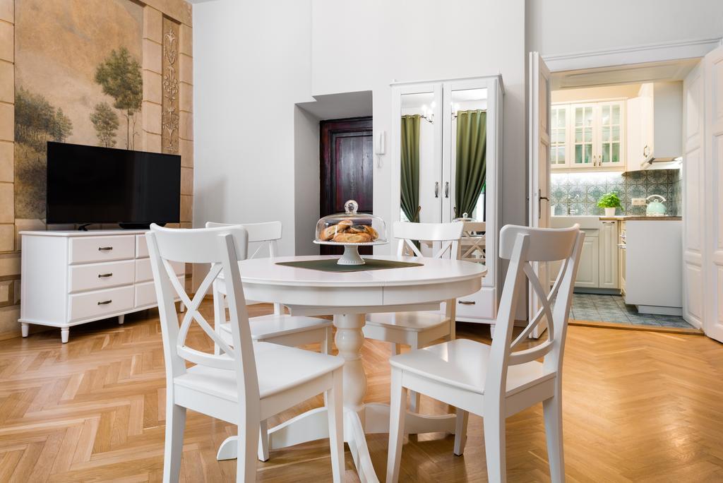 P&J Luxury Apartments Krakow Exterior photo