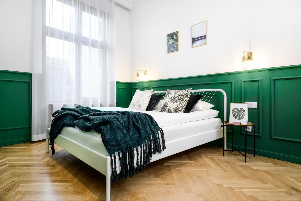 P&J Luxury Apartments Krakow Exterior photo