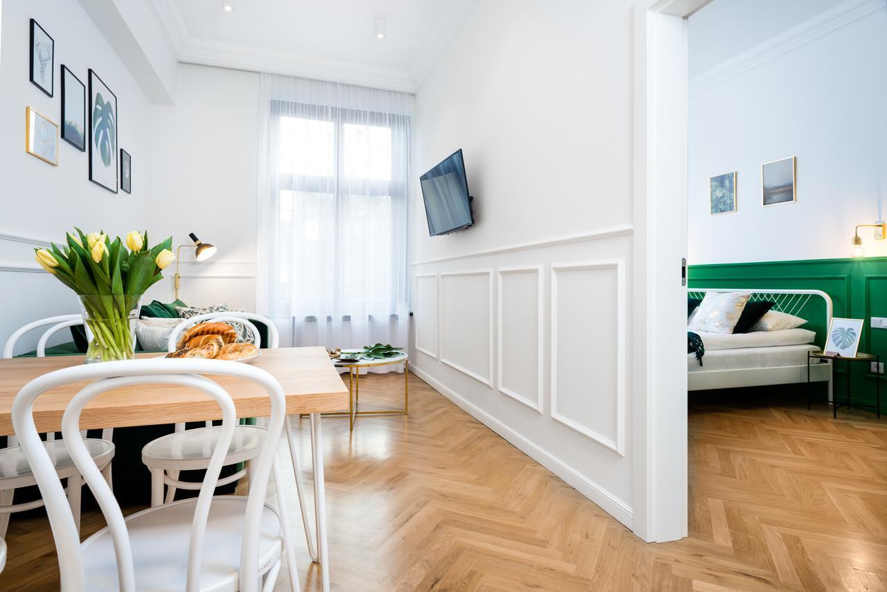 P&J Luxury Apartments Krakow Exterior photo