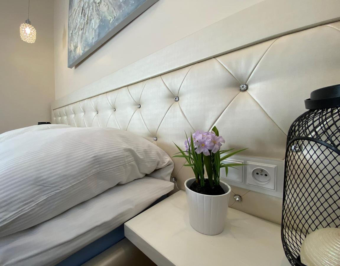 P&J Luxury Apartments Krakow Exterior photo